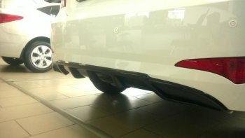 3 899 р. Накладка на задний бампер АвтоКрат  Hyundai Solaris  1 седан (2014-2017) (Неокрашенная). Увеличить фотографию 1