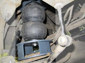 26 399 р. Комплект вспомогательной пневмоподвески на заднюю ось Aride  Nissan Patrol  5 (1997-2010). Увеличить фотографию 1