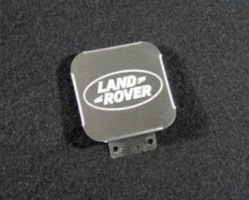 Заглушка на фаркоп с логотипом Land Rover (на фаркопы TCC, нержавеющая сталь) TCC Land Rover Discovery Sport L550 дорестайлинг (2014-2019)