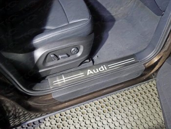 8 199 р. Накладки на пластиковые порожки салона (нержавейка, 4 шт.) ТСС Тюнинг  Audi Q5  8R (2008-2017) (лист шлифованный надпись AUDI). Увеличить фотографию 1