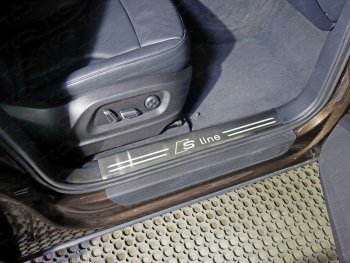 8 199 р. Накладки на пластиковые порожки салона (нержавейка, 4 шт.) ТСС Тюнинг  Audi Q5  8R (2008-2017) (лист шлифованный надпись S-Line). Увеличить фотографию 1